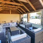 Hotel Dere House